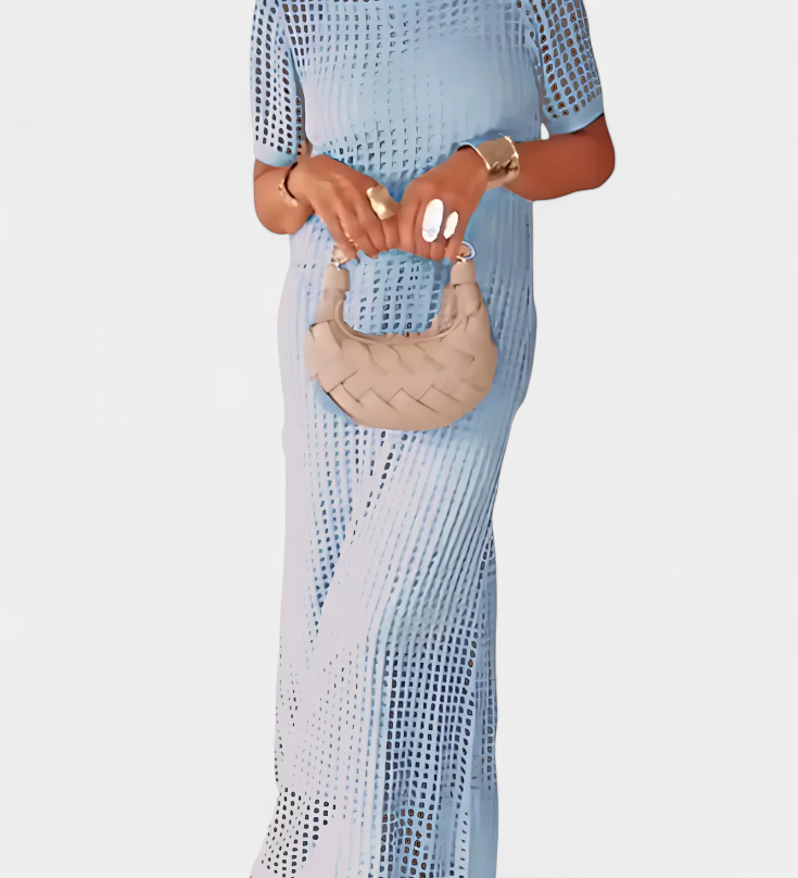 Elegante vestido de dos piezas Balbina con cuello barco y detalles huecos para un estilo sofisticado