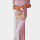 Elegante vestido de dos piezas Balbina con cuello barco y detalles huecos para un estilo sofisticado