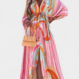 Vestido Maxi Joelle con Diseño Arcoíris, Escote en V y Manga Murciélago, Perfecto para Llevar con Estilo