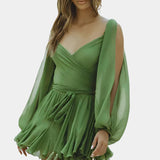 Skylar Vestido Mini con Escote en V Elegante y Mangas Ligeras para un Look Sofisticado