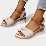 Sandalias Loura de Lona con Lazada y Plataforma Casual - Comodidad y Estilo en Cada Paso