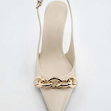 Tacones Metálicos Elegantes con Cadena de Estilo Moderno