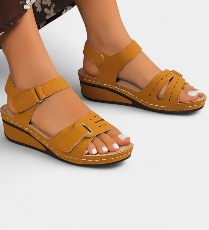 Sandalias Elegantes Jenna con Tiras y Hebilla Ajustable para un estilo sofisticado