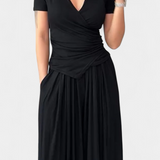 Conjunto de Dos Piezas Ruslana con Escote en V Cruzado para Máximo Comodidad