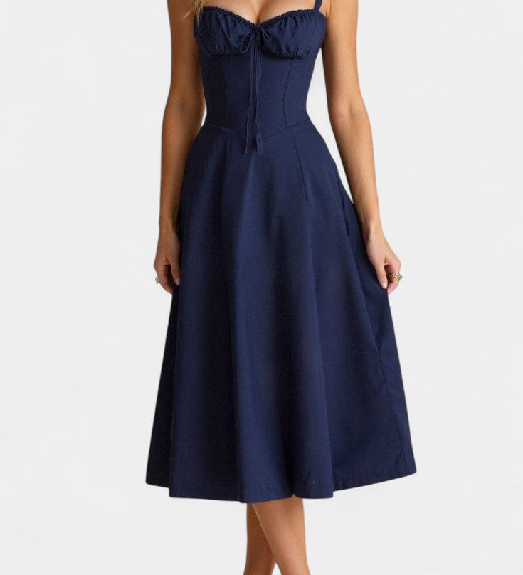 Elegante vestido midi en línea A con corsé para un estilo sofisticado