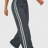 Alanys Pantalón Deportivo de Pierna Ancha con Detalle Lateral para Comodidad y Estilo