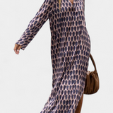 Vestido Largo Geométrico Brisa con Abertura y Escote en V - Elegancia y Estilo Sin Esfuerzo