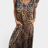 Camisa de Cuello en V con Estampado de Leopardo de la Marca Isela Mono