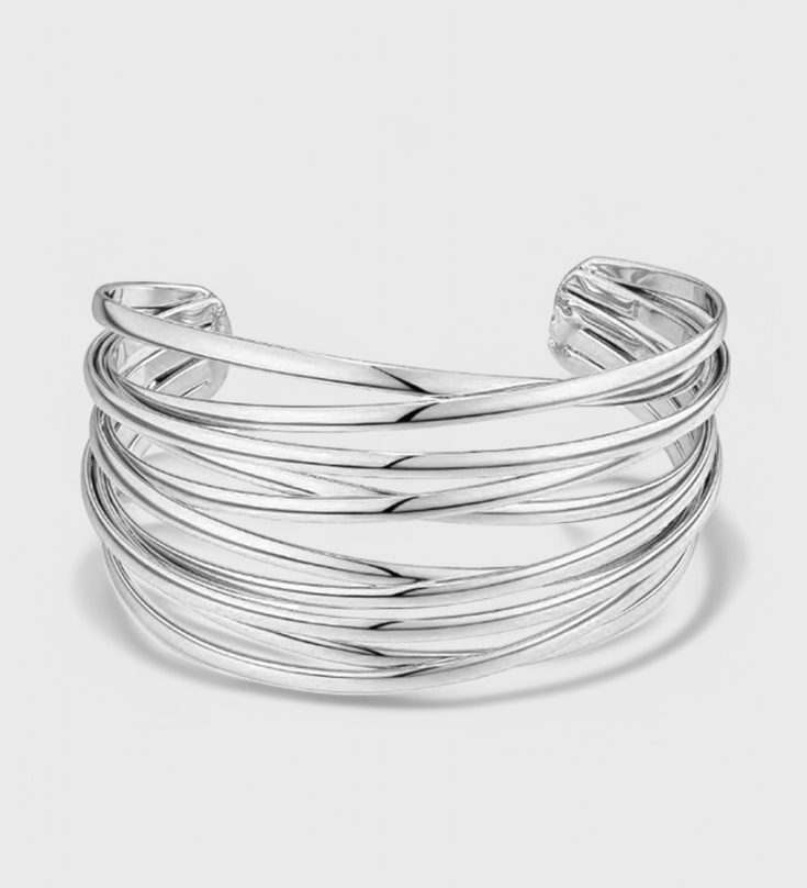 Elegante Brazalete de Alambre en Capas para un Estilo Moderno y Completo