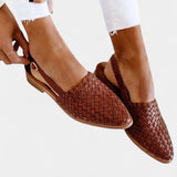 Sandalias Isadora Mules con Trenzado Elegante Punta Fina y Correa Slingback
