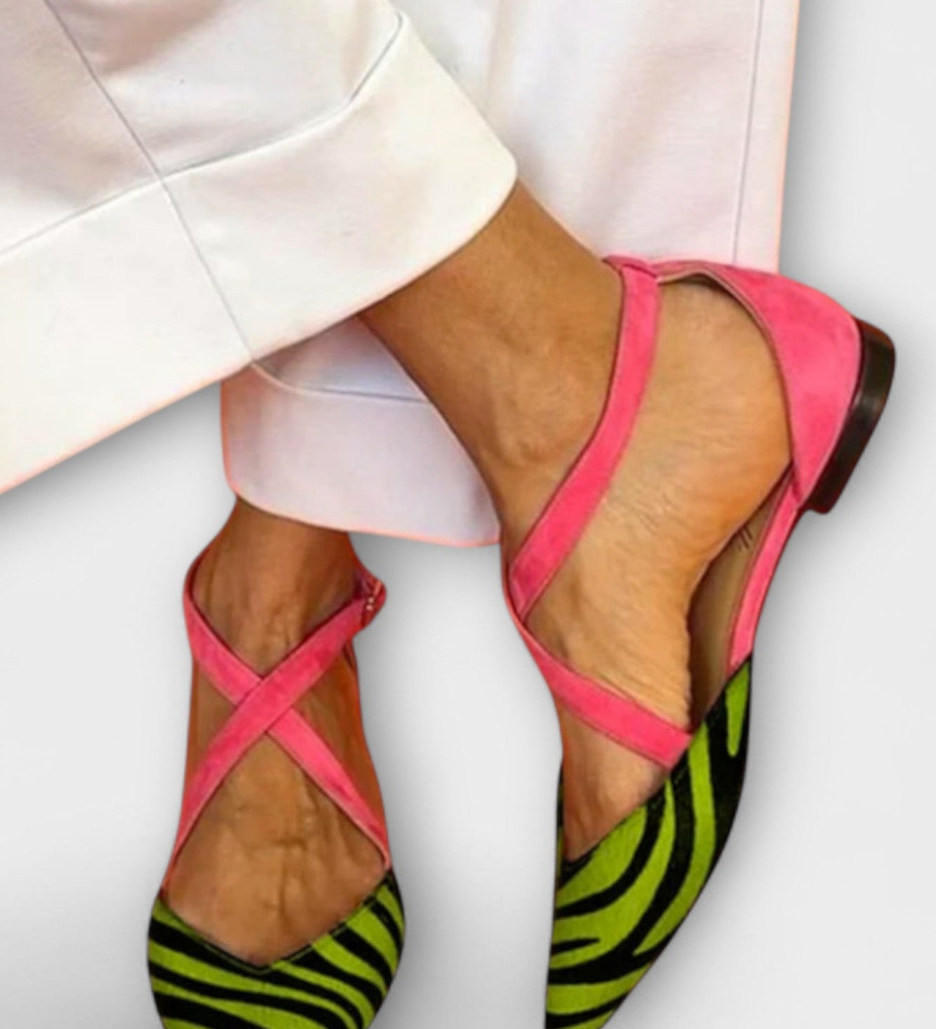 Fenna Bailarinas con Estampado de Cebra y Elegantes Tiras Cruzadas