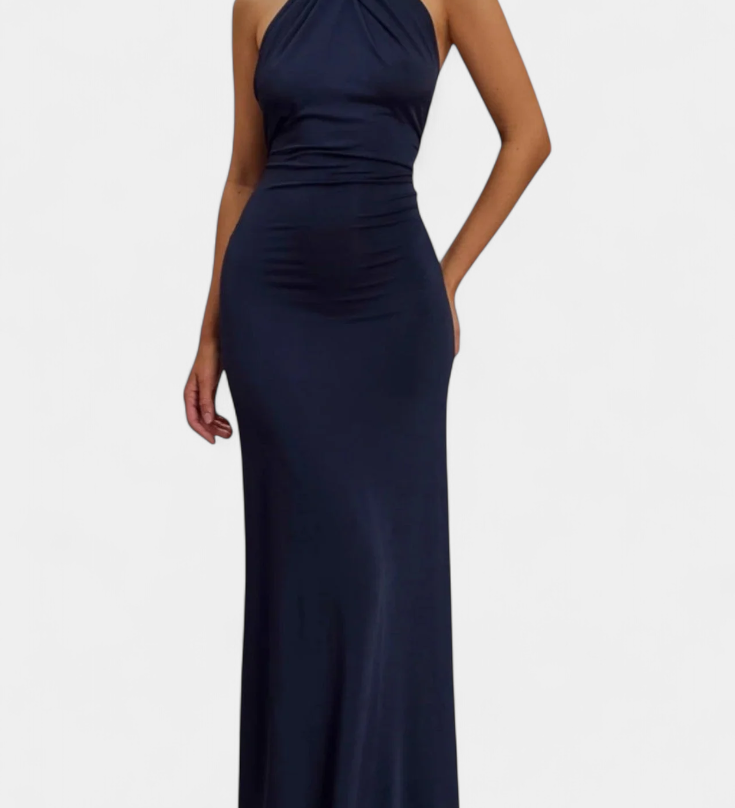 Vestido Halter Ajustado Trinity con Fruncido y Espalda Descubierta para un look sofisticado