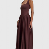 Elegante Vestido Midi Verona con Escote Cuadrado para Un Look Sofisticado