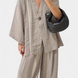 Eli Conjunto Oversize Moderno con Top de Cuello en V y Pantalón Recto para un Estilo Casual y Elegante