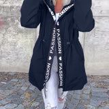 Abrigo casual con capucha y cordón con estampado de letras