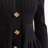 Elegante Conjunto de Vestido Midi de Punto Refinado con Top de Botones