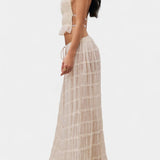 Eugenie Conjunto a Juego con Elegante Top Plisado y Falda Moderna