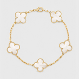 Pulsera de Trébol con Diseño Elegante y Acabado en Baño de Oro