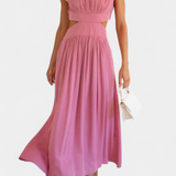 Elegante Conjunto Largo Jocelyn con Escote Alto y Detalle de Abertura Lateral para un look Minimalista y Sofisticado