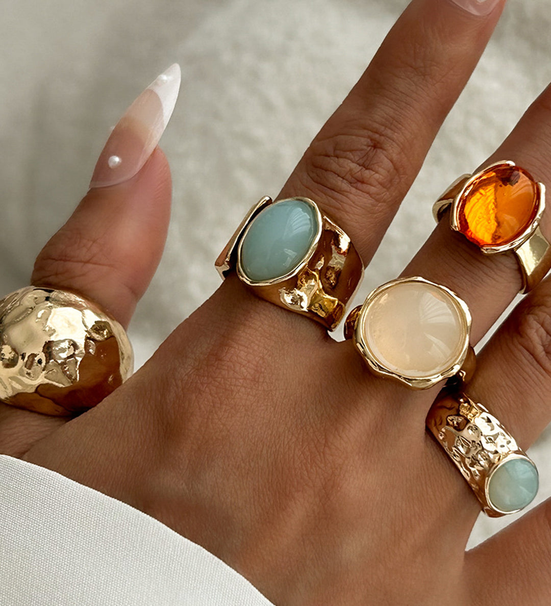 Elegante conjunto de anillos abiertos con brillante detalle de Strass