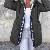 Abrigo casual con capucha y cordón con estampado de letras