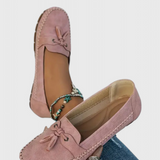 Zapatillas de gamuza clásicas Peony con borlas para un estilo elegante y cómodo