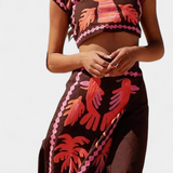 Conjunto de Top y Falda Recortada Sloan con Diseño de Palma de Coco para un Estilo Tropical y Refrescante