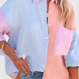Juniper Elegante Blusa con Botones en Bloques de Color