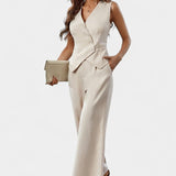 Elegante conjunto sin mangas con chaleco y pantalones anchos para un estilo moderno y cómodo