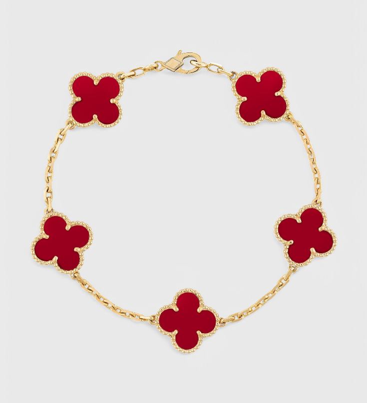 Pulsera de Trébol con Diseño Elegante y Acabado en Baño de Oro