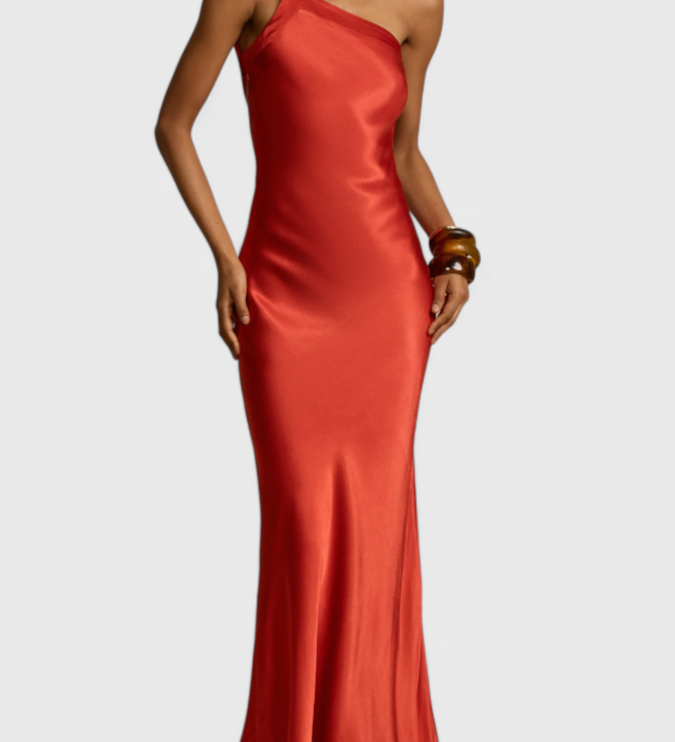 Elegante vestido maxi con tirantes diagonales y espalda descubierta para un look sofisticado