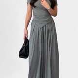 Conjunto de Dos Piezas Ruslana con Escote en V Cruzado para Máximo Comodidad