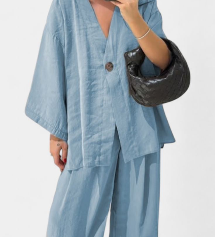 Eli Conjunto Oversize Moderno con Top de Cuello en V y Pantalón Recto para un Estilo Casual y Elegante