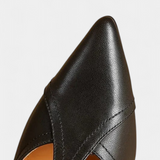 Zulema Tacones T-Bar Elegantes con Acabado Liso para un Estilo Sofisticado