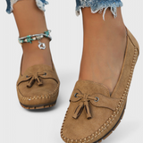 Zapatillas de gamuza clásicas Peony con borlas para un estilo elegante y cómodo