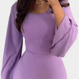 Vestido de Punto Livia con Cintura Ajustable para un Estilo Confortable y Elegante