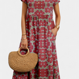 Vestido Floral Chic Yuridia con Silueta Flowy para un Look Elegante y Atractivo
