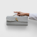 Elegante Bolso de Hombro Clásico en Ante por Melanie