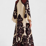Elegante vestido largo Maritza con cuello alto y romántico estampado de Grenadilla