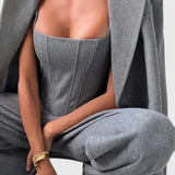 Conjunto de 3 Piezas Evena con Corsé Estructurado para un Look Elegante y Chic