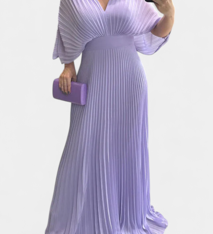 Elegante vestido plisado fluido con espalda abierta para ocasiones memorables