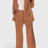 Conjunto Pulido de 2 Piezas Kaia para el Trabajo y Otras Ocasiones