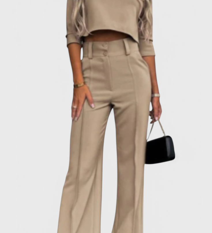 Conjunto Chic de Pantalón y Top Cleo para un look sofisticado