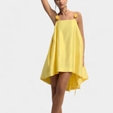 Vestido Mini Rosa con Detalle Encantador y Tirantes Espagueti Hedda