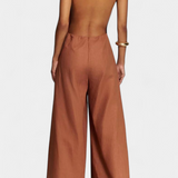 Belén Mono Halter de Pierna Ancha con Caída para un Look Radiante