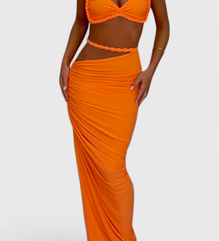 Elegante Conjunto de Falda Sin Espalda con Estilo Único