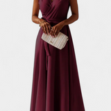 Marla – Elegante Vestido Largo con Escote en V y Corte Fluid