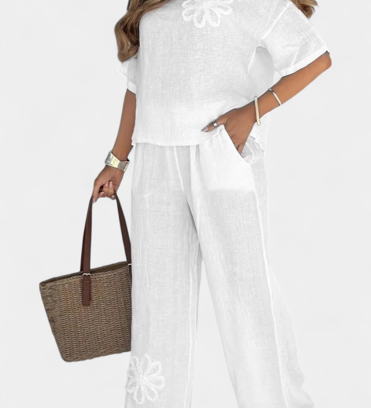 Conjunto de Lino Bordado Natalia con Silueta Relajada para un Estilo Cómodo y Chic