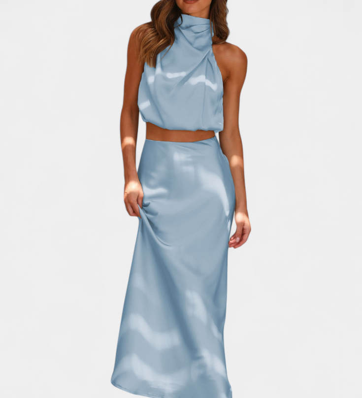 Hanna Elegante Conjunto con Falda Drapeada y Diseño Sin Espalda