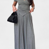 Conjunto de Dos Piezas Ruslana con Escote en V Cruzado para Máximo Comodidad